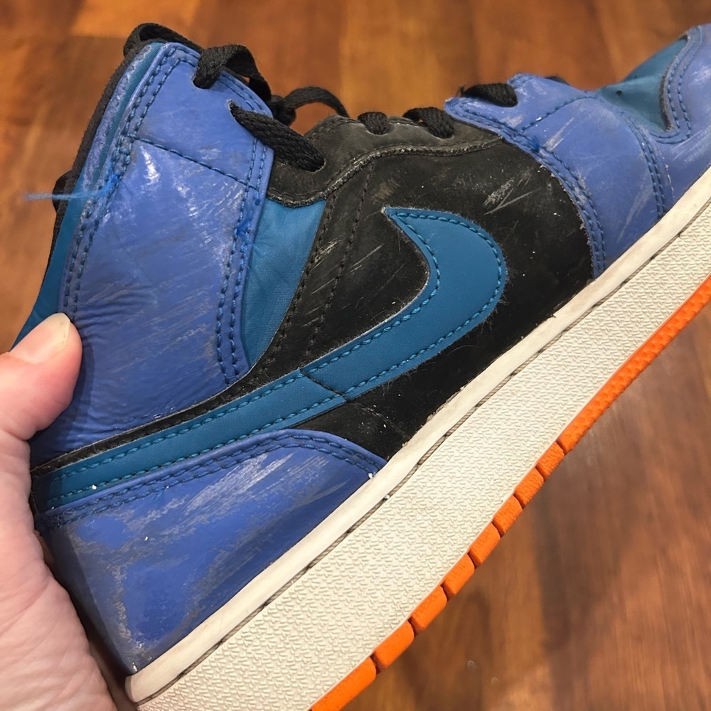 Air Jordan 1 mid grade school size 6.5 racer blue green abyss and black - Picture 9 of 11